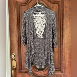 Soft knit open tunic with lace detail and mod length sleeves